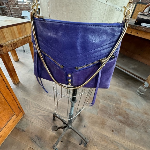 Botkier cross body or shoulder bag - Picture 2 of 8